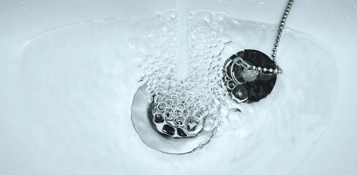 déboucher un lavabo